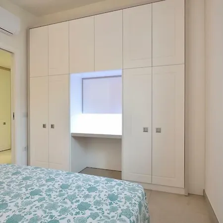 Villa Milvio Con Accesso Privato In *